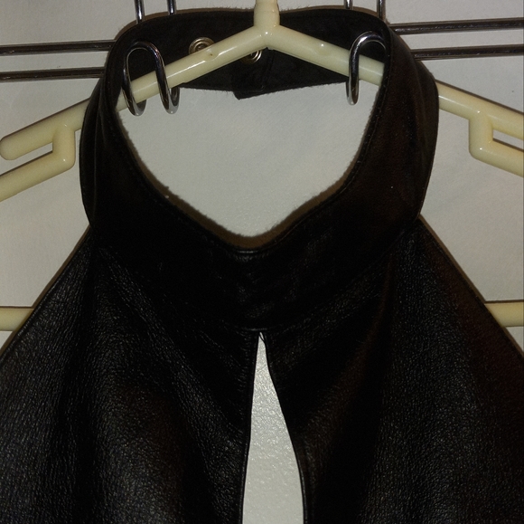 Women's plus size genuine leather all black halter - Picture 2 of 11